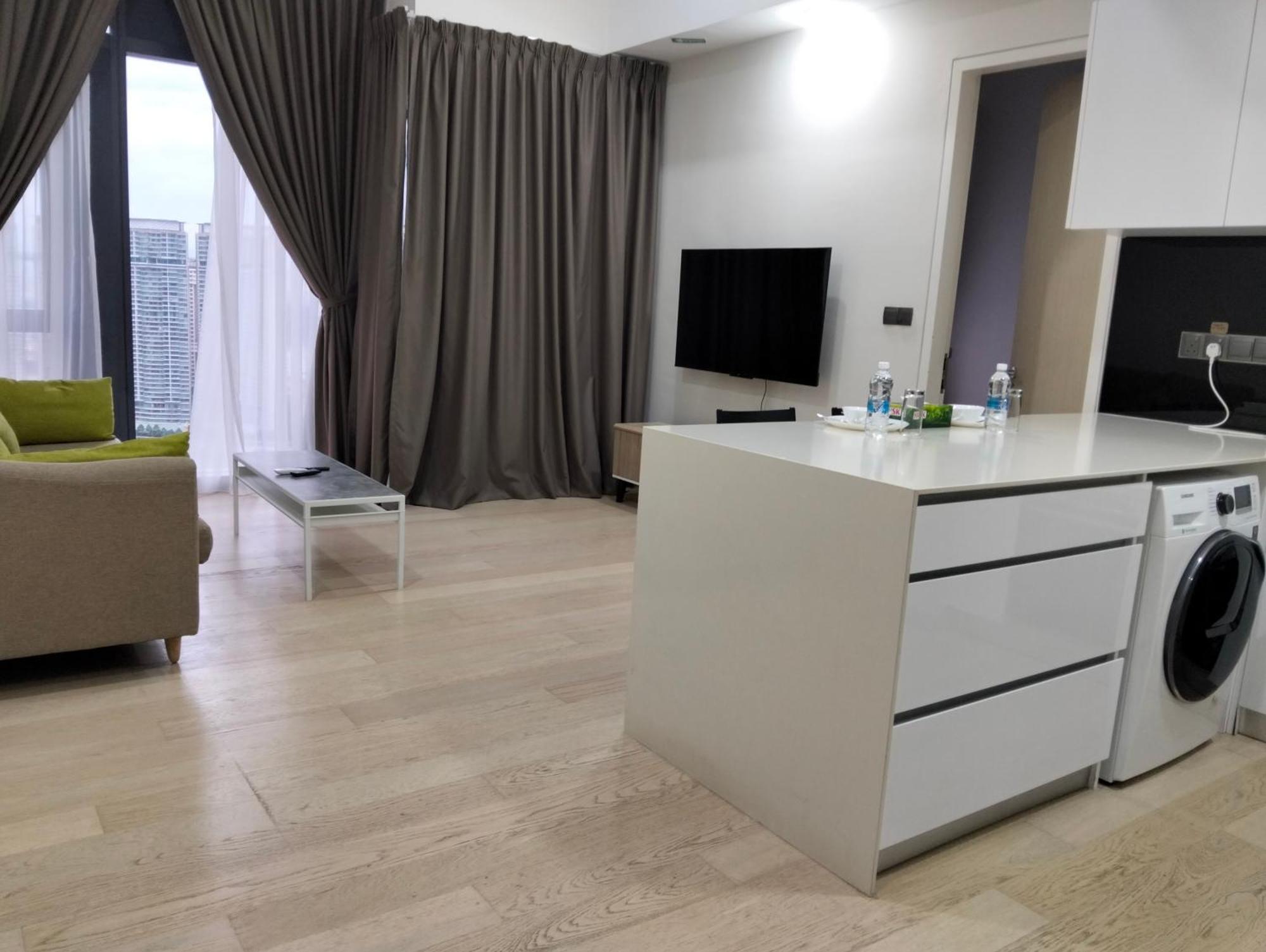 Appartamento Star Klcc By Bhs Kuala Lumpur Esterno foto